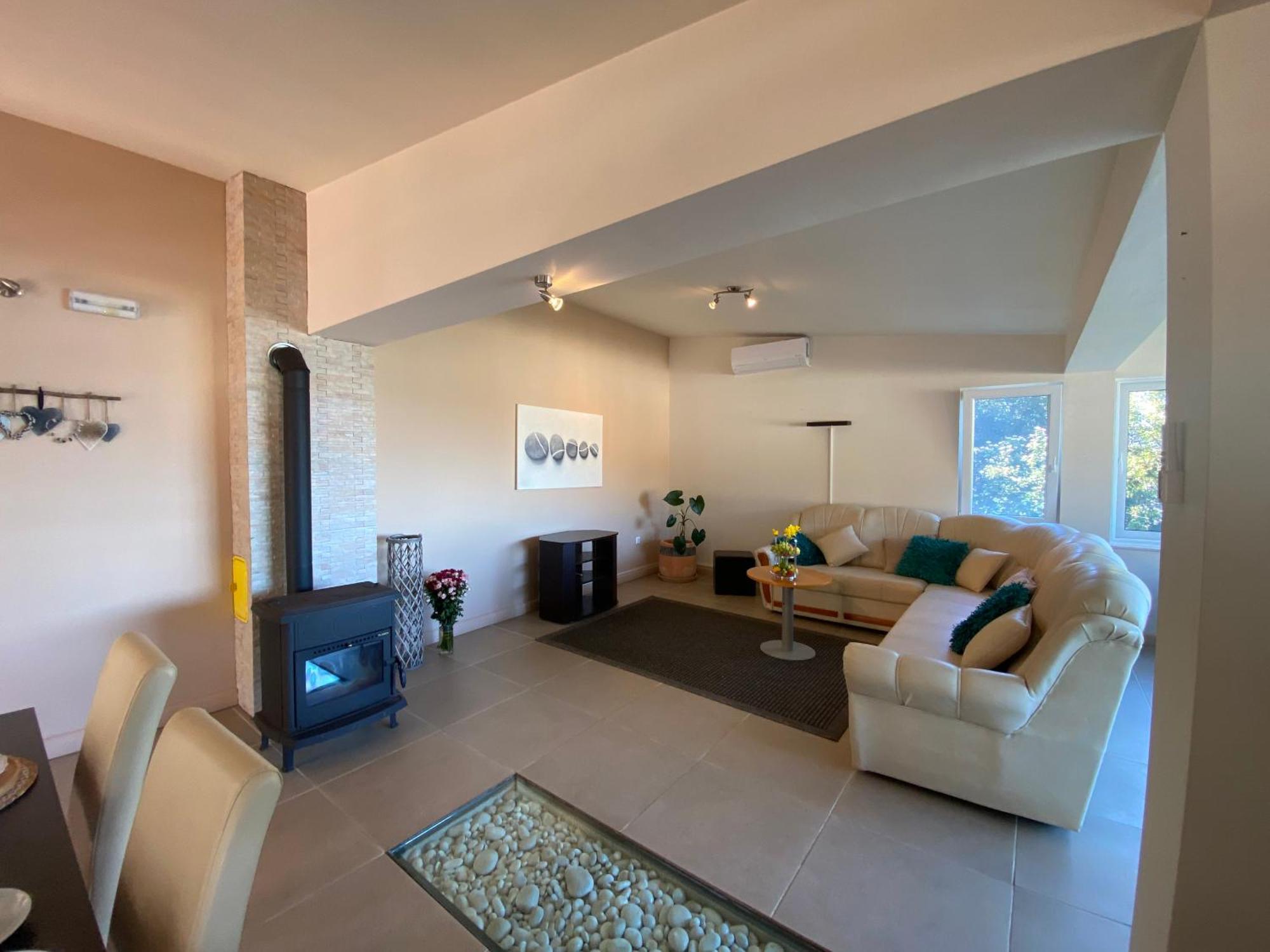 Apartments Eva Savar 외부 사진