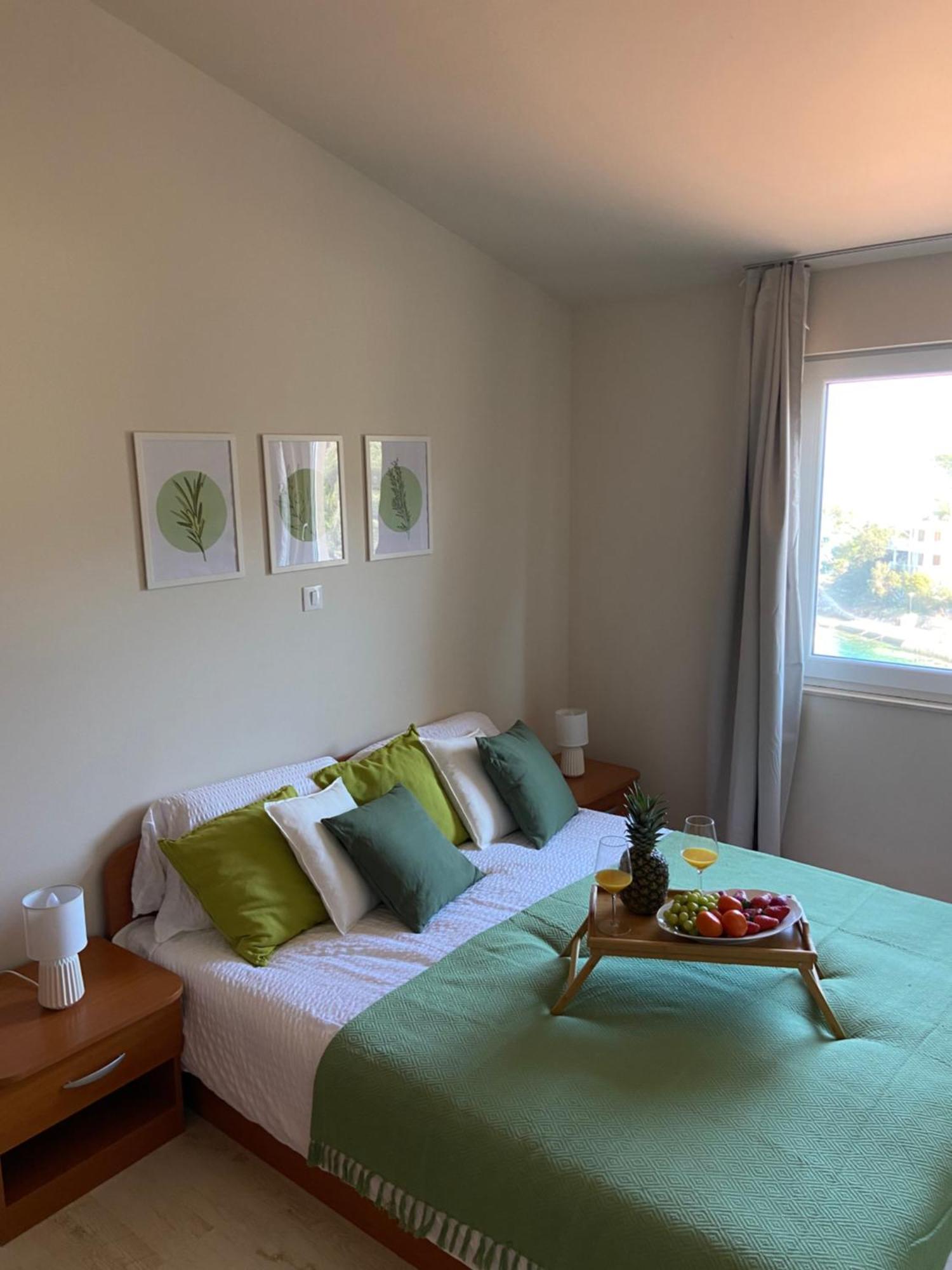 Apartments Eva Savar 외부 사진